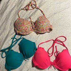 Nwot vs bikini tops green, pink, and multi color!